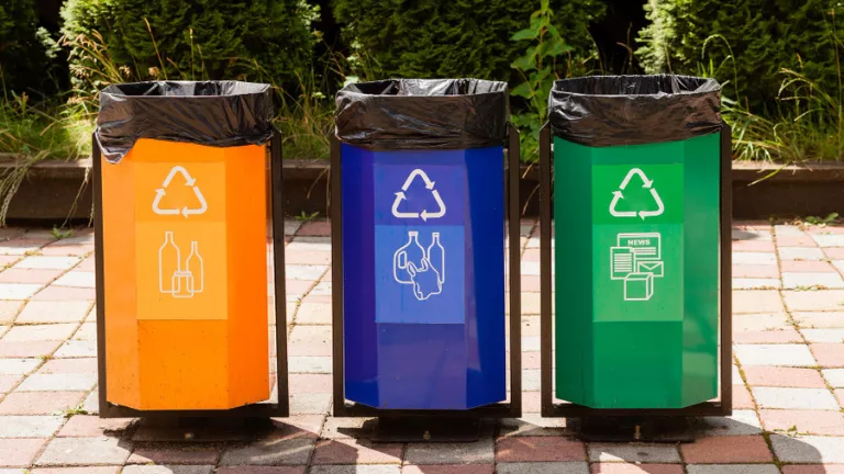 Geri Dönüşüm Kutularında Renklerin Anlamı Nedir?